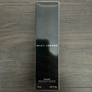 Marc Jacobs Re(cover) Perfecting Coconut Setting Mist
